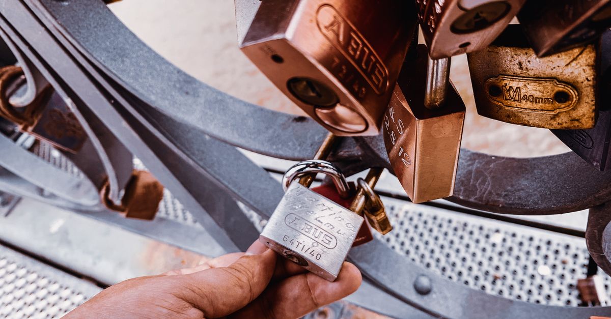 locksmith shop keys — Westchester Ave Locksmith
